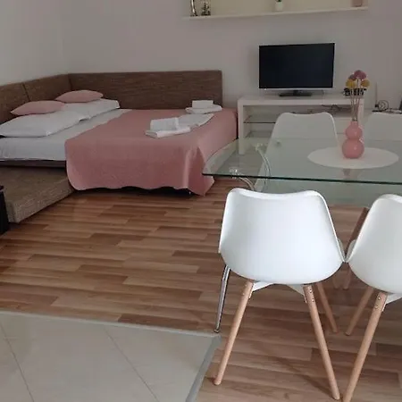 Dariana Apartment
