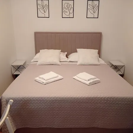 Apartment Dariana *